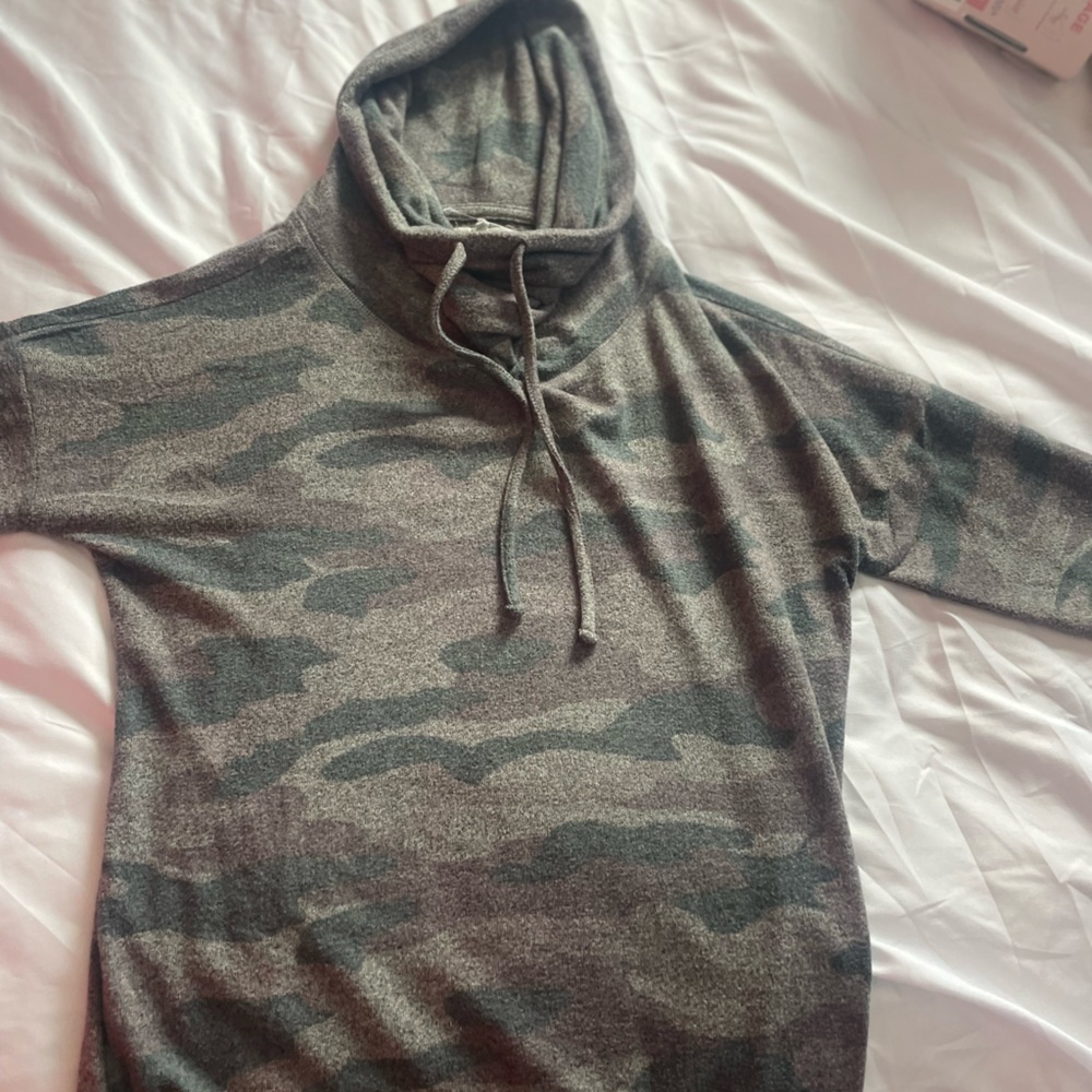 Womens Sweatshit